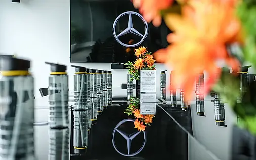 Welcome to Mercedes-Benz World
